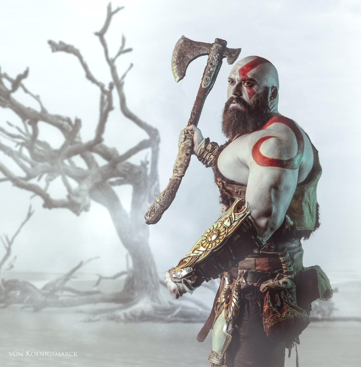 #Kratos. from God of War Props and costume made by @Kes_von_Puch. 