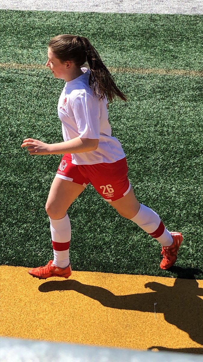 notsobigkahuna's tweet photo. MHD makes her high school soccer ⚽️ debut. That makes 5 different varsity sports in 4 years. #rugby #hockey #soccer #swimming #badminton what a kid! #gomhdgo https://t.co/KlD5BbV1oM