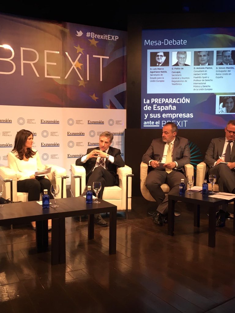 Eventos_EXP's tweet photo. 🚨Hoy estamos en @casamerica hablando de cómo se preparan España 🇪🇸 y las empresas españolas 🏢 ante el #Brexit 🇬🇧🇪🇸 #BrexitEXP #BrexitDay https://t.co/PjPGei5IiN