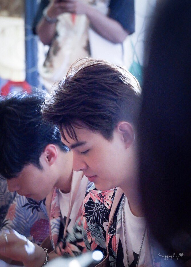 byploysandy_'s tweet photo. ได้แอบมองเธอข้างเดียวอยู่มุมนี้ก็พอแล้ว,,ไม่มีเงื่อนไขใดๆในความหวังดี💕
#Saint_sup #EmSummerRepublicxKissBoysTH #EMSUMMERREPUBLIC #KissBoysTH https://t.co/DlrRxZphTW