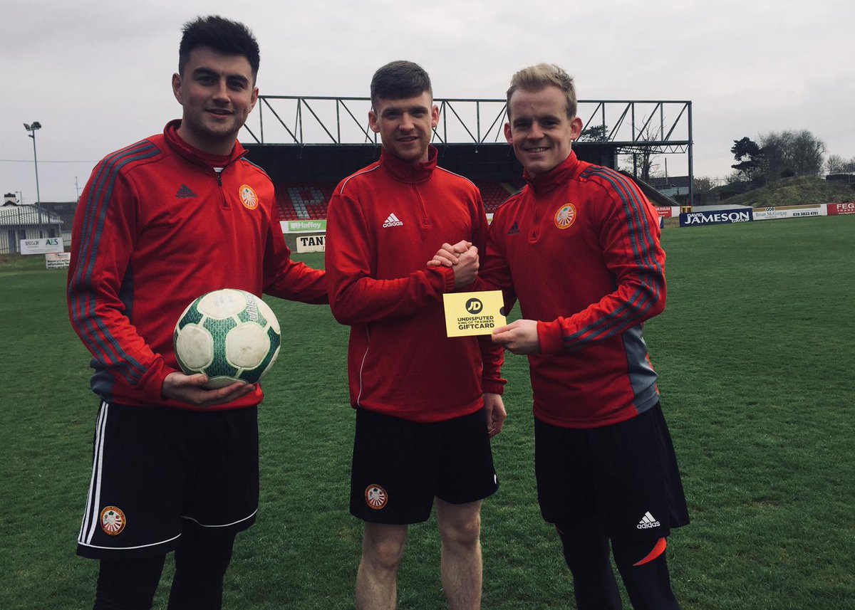 Marty Bradley is presented with his BADA-BING Portadown Player of the Month for March 2019 by team mates Aaron Duke (Left) &amp; Mark Carson (Right)

A massive thanks, as always, to the Portadown Supporters Society for providing the monthly award.