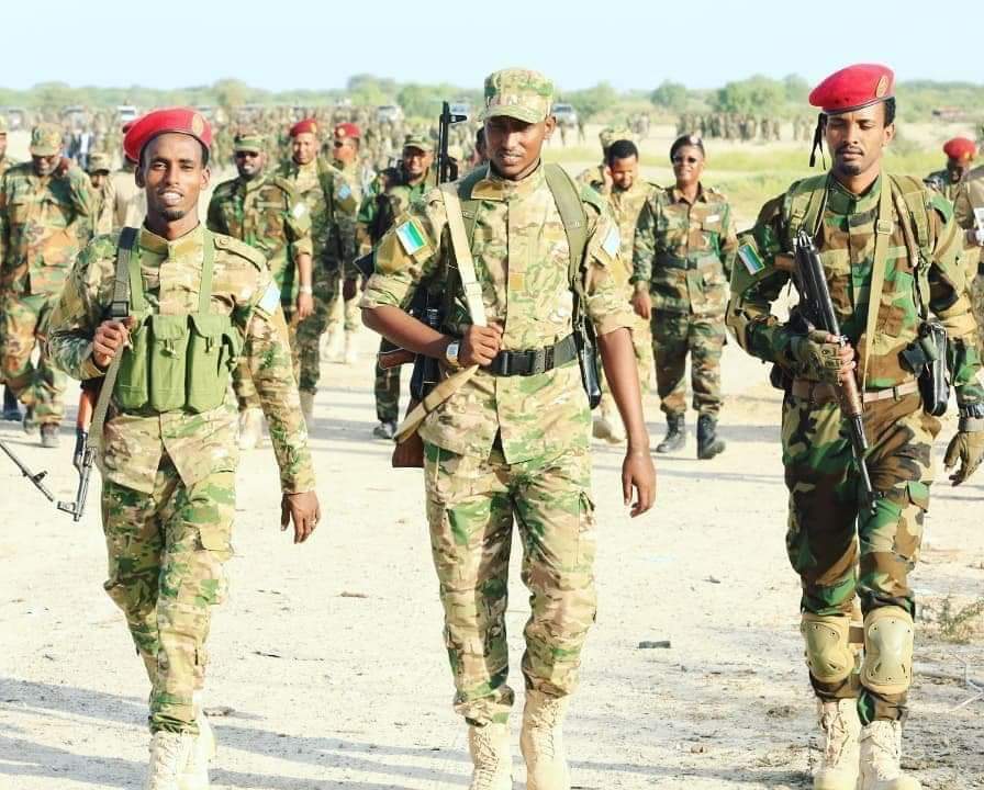 LibanOwadan's tweet photo. Inta yarta ah aan haysano, Allaha noo siyaadiyo.
Ciidankeena tiro ahaan iyo tayo ahaan way soo agaagayaan. Libaax-yaashii Africa waxbadan ayaan idinka sugaynaa. https://t.co/Li3J9nknqJ