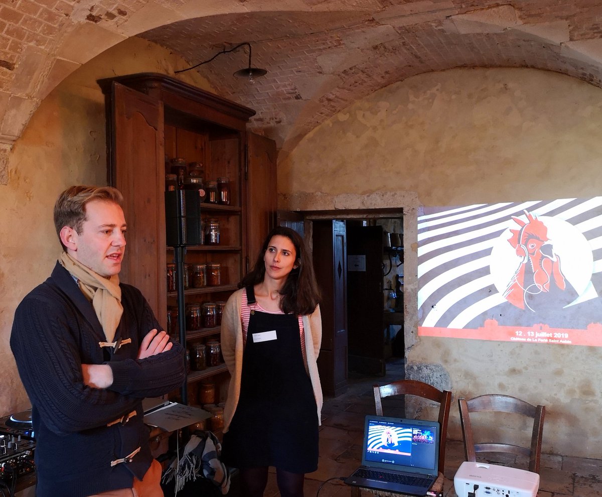 CocoricoElectro's tweet photo. Soirée électro choc pour l'association Com45 dans les cuisines du Château de la Ferté Saint Aubin. Avant première, musique, et échanges avec les entreprises du Loiret ! 🐓🔥
#Orléans #cocoricoelectro #com45 #chateau #partenaires #sologne https://t.co/QIcXsTQ7PK
