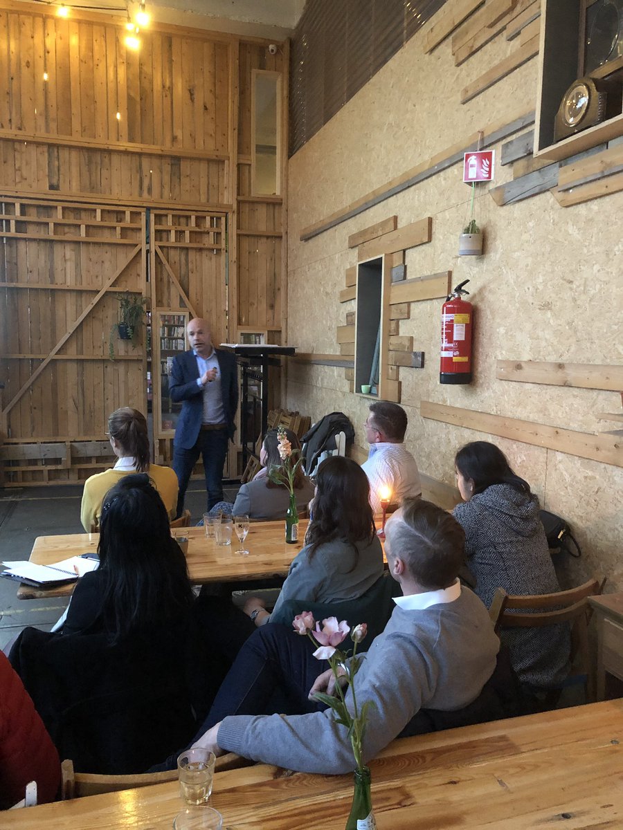 iffinetwork's tweet image. The evening module of the Masterclass Innovations by Bart Fischer: a retailer’s view on consumer insights and the response of food ingrediënt suppliers.