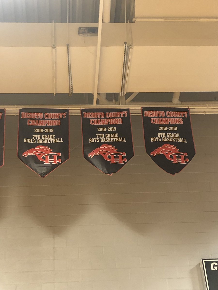 chmstanghoops's tweet photo. New additions to the gym went up today 🔥🏀🏆😎@CHMS_Mustangs #MustangPride https://t.co/ftsMrJ9Lvj