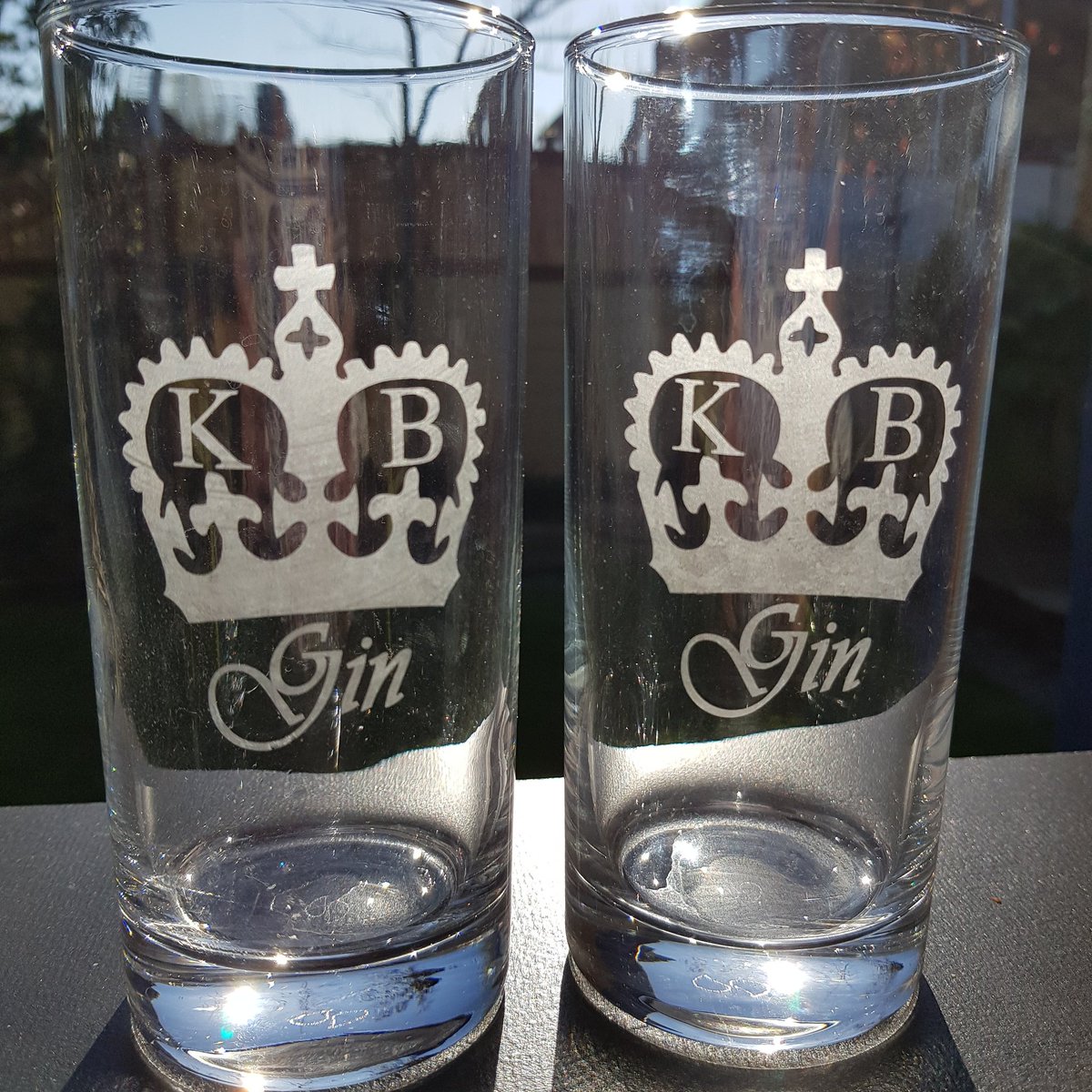 KingBillyGin's tweet photo. Our New !! Etched @KingBillyGin Glass Tumblers are now available from https://t.co/MWX6i6CZgI #gin #Hull #kingbilly #Glasgowrangers #Scotland #craftgin #netherlands #ginandtonic #foodanddrink #ginoclock https://t.co/ahGeObSRGz