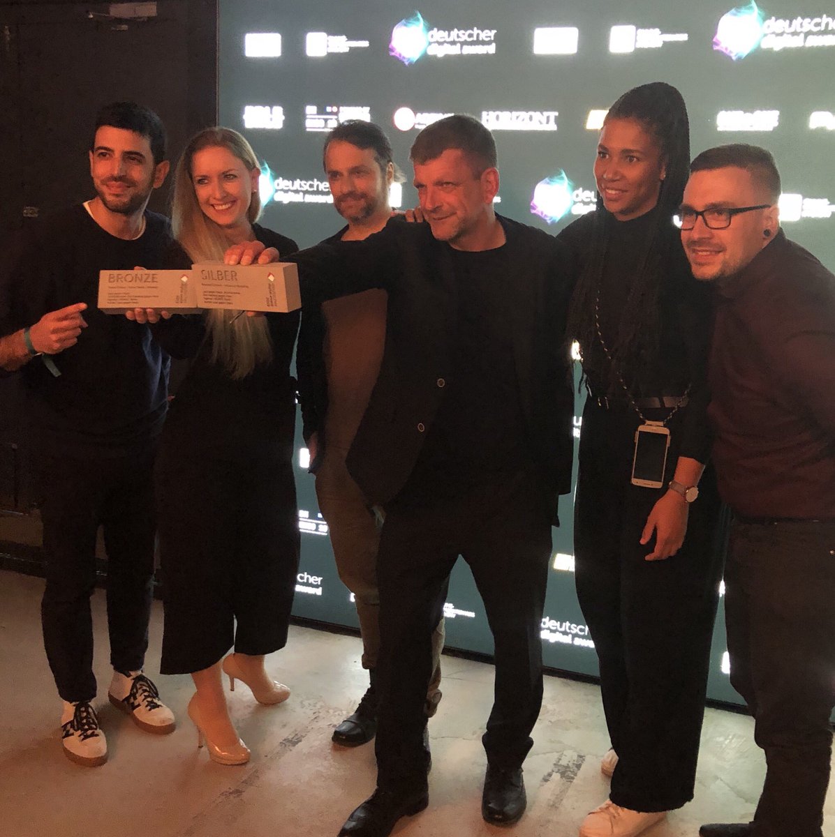 Yes!!! Silver und Bronze beim #deutscherdigitalaward für #unfollowme !!! 🥳 <a href="/lautgegennazis/">lautgegennazis</a> <a href="/achtung/">Achtung!</a> <a href="/HEIMATBerlin/">Heimat Berlin</a>