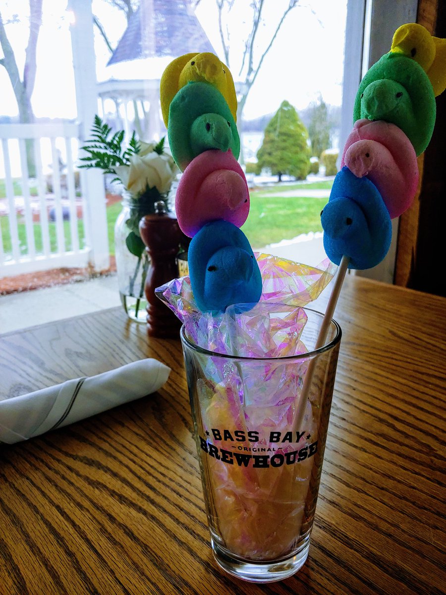 Bassbaybrew's tweet photo. Have your peeps call our peeps and make a reservation Easter Sunday! 414-377-9449 #Easter #EasterSunday #Brunch https://t.co/UzyhUIjppe