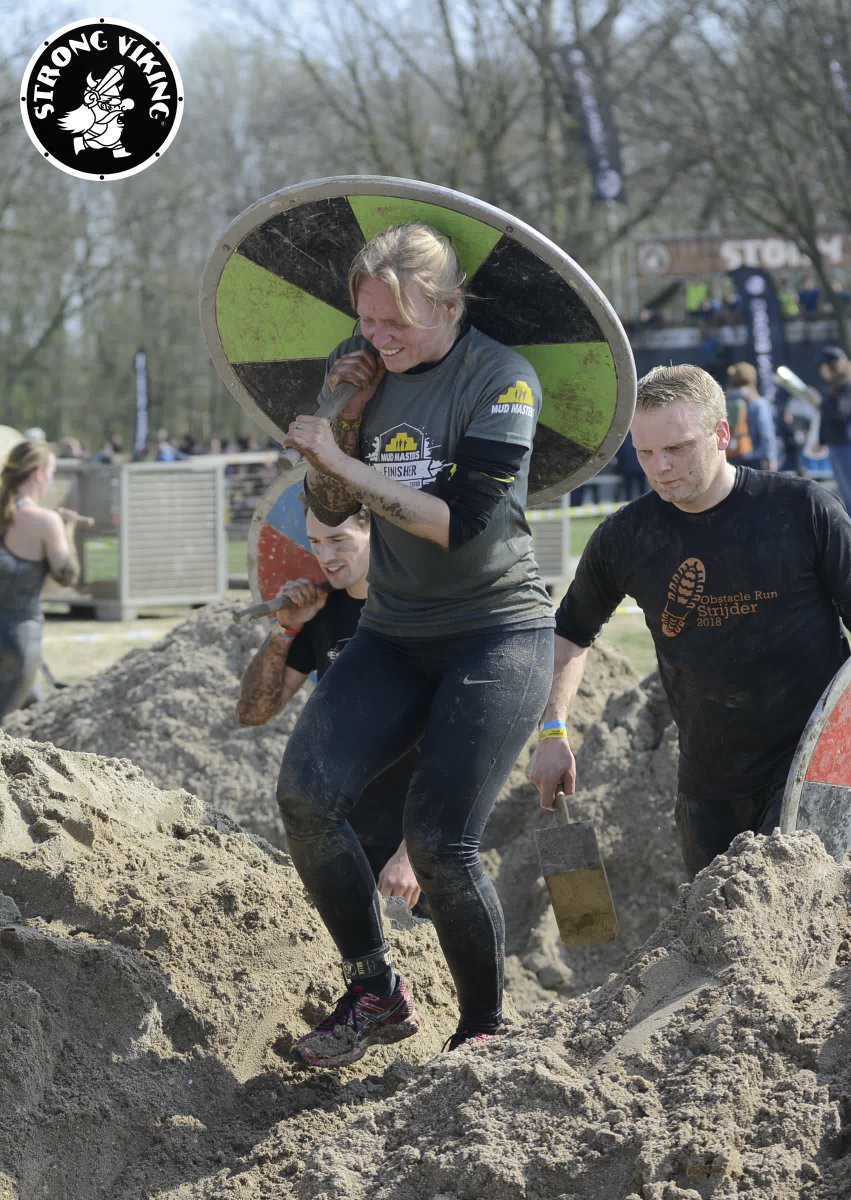 RolineNL's tweet photo. Thanks @strongviking voor het modderige spektakel in Nijmegen! We leave no viking behind! #oorah #obstaclerun #mudedition https://t.co/2zAN3VYHPj