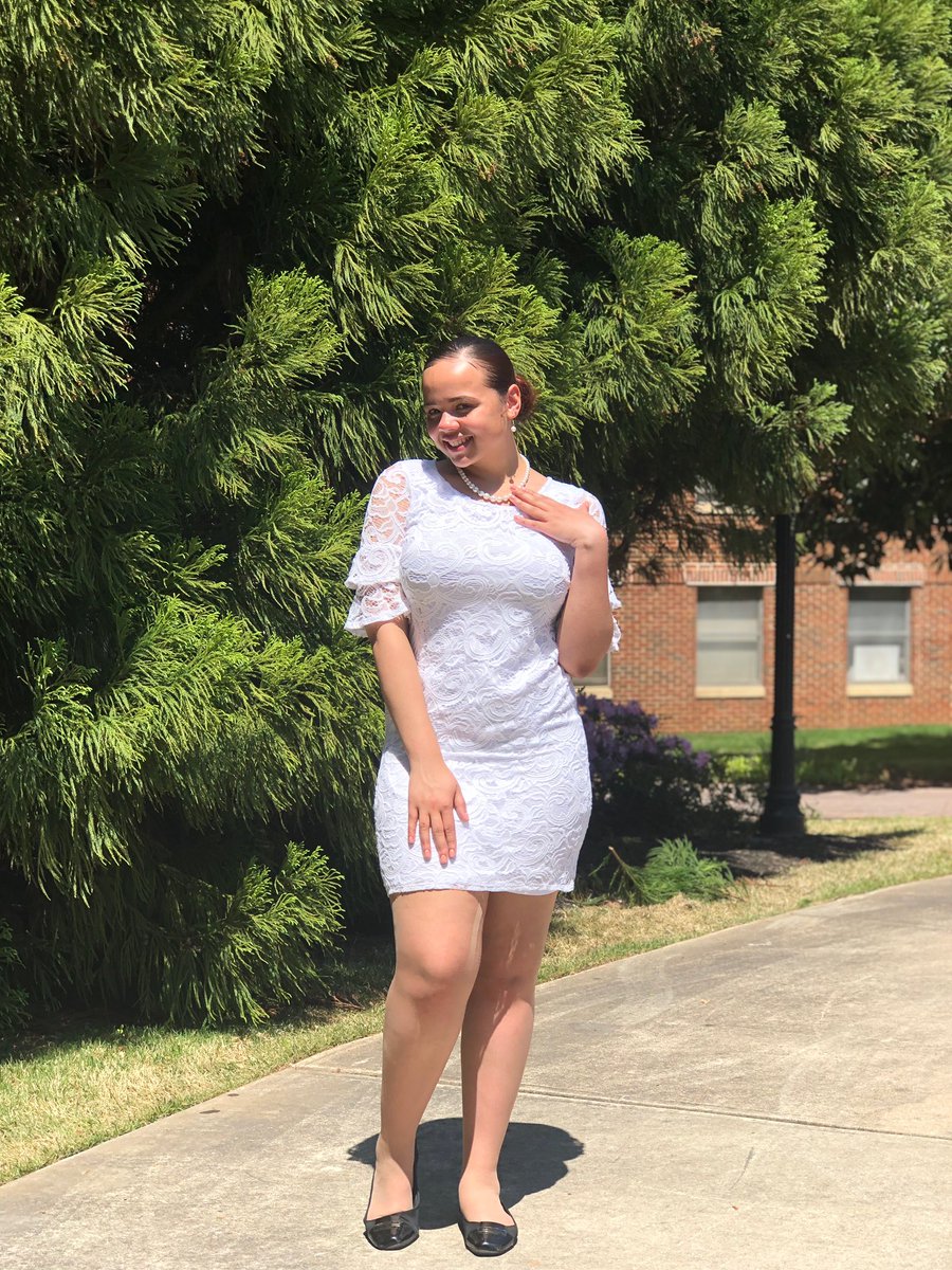 ZarinaRapsTv's tweet image. Blessed to be a Spelman Woman🕊🦋
#SpelmanFoundersDay