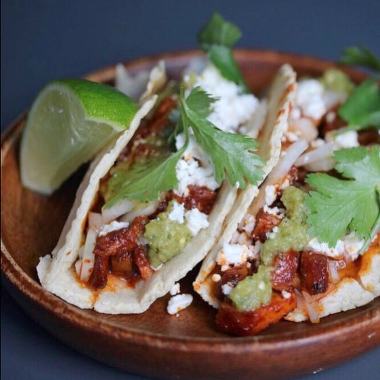 PerthPopUpEvent's tweet image. Let us tell you, if all this fashion runway gazing 👀 and 🛍 is making you hungry 🌮 &amp;amp; thirsty 🍹...we have you covered! @Okazusnackbar will be serving up some delicious eats and delightful cocktails during Stratford Trashion Week Trashion Show X Eco Market! Wed April 17, 6-10pm