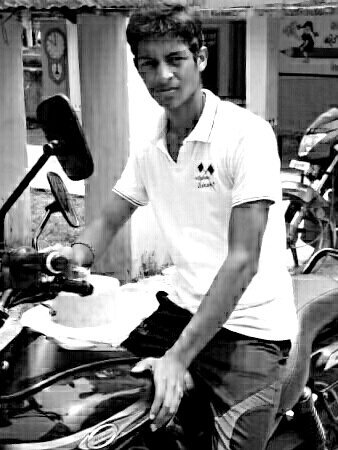 iamrko_twit's tweet photo. #OLDPHOTO
#ZEROQUALITY
@i_am_rko https://t.co/V9c01Iw77D