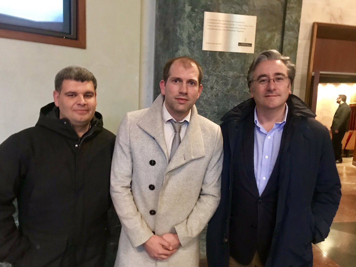 pabloppgijon's tweet image. Con mis compañeros José Antonio Quiros, representante de @popularesgijon en @GijonImpulsa y @jorgehpalacio en la entrega de los XV #premiosimpulsa19. Enhorabuena a los ganadores: @TRIDITIVE @terrain_tech @CoallaGourmet @PintelligenceU #SVMAC y #Atox. Un ejemplo para @gijon
