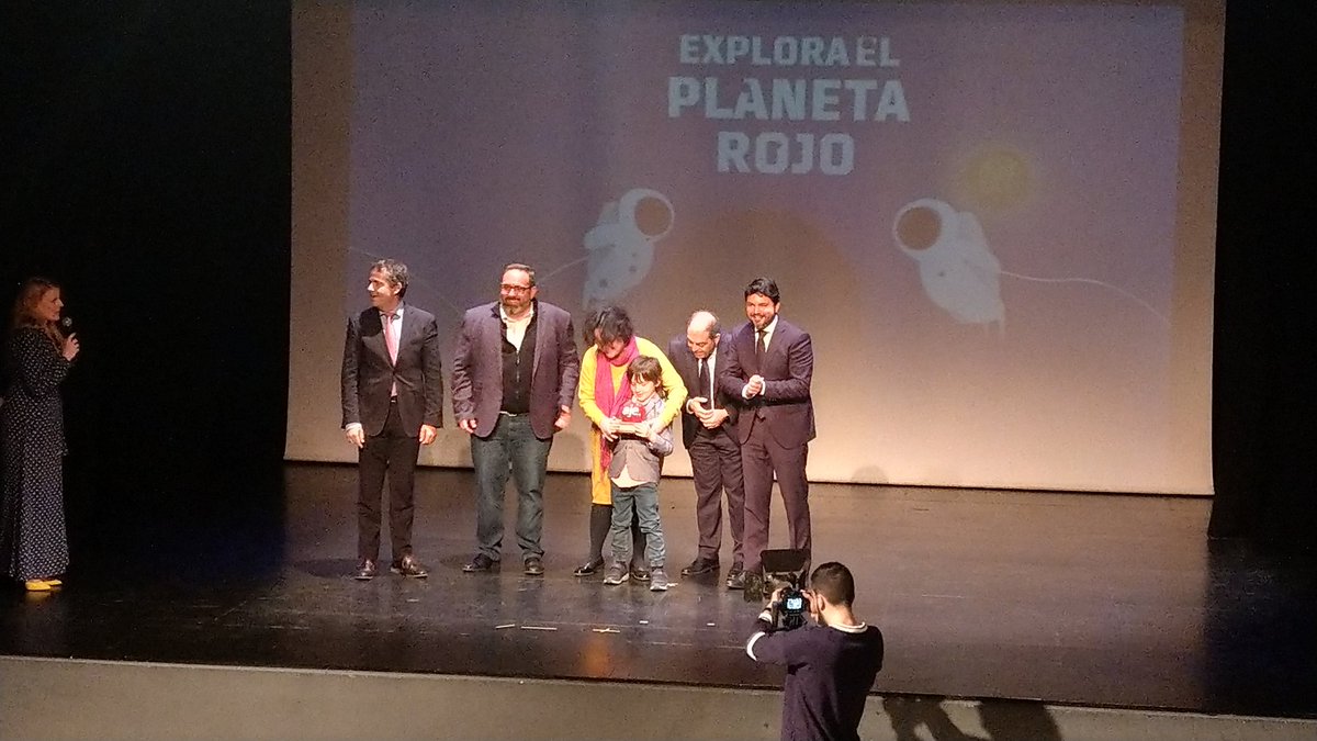 EmedeETLGlobal's tweet photo. Enhorabuena también a los finalistas en la categoría Trayectoria Empresarial en #PremiosAJEMalaga2019 Ponte Sal, @HarperandNeyer y al ganador @_Klicstudio Enhorabuena! https://t.co/utQxMmD70d