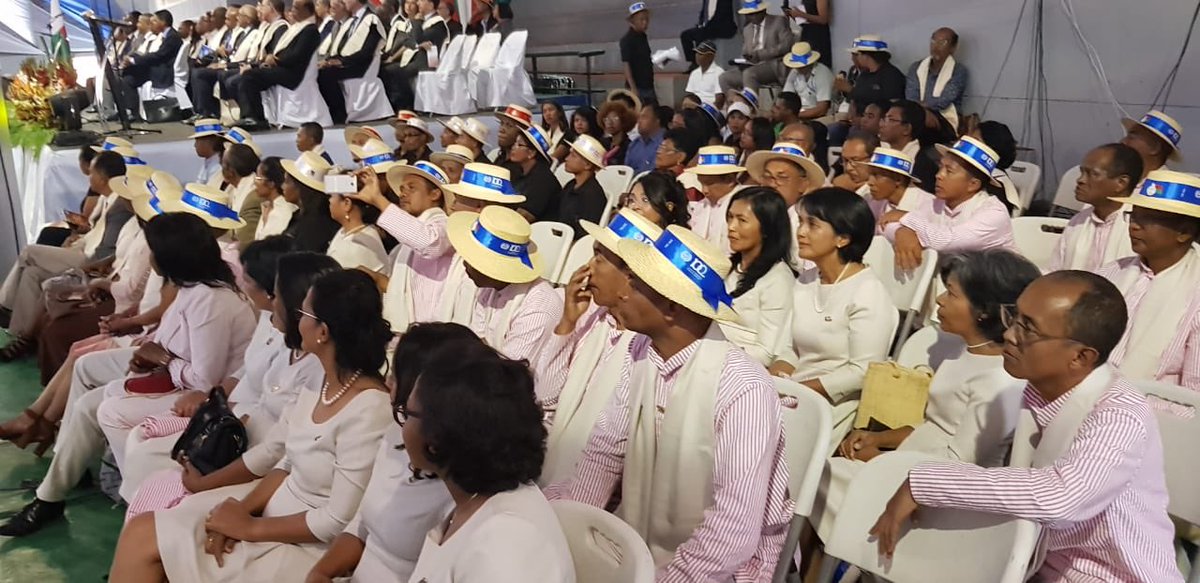 Ensemble pour la lutte contre le travail des enfants et la promotion de l’emploi des jeunes. #Madagascar est fier d’avoir participé au Tour du monde de l’OIT en 24h #OIT100