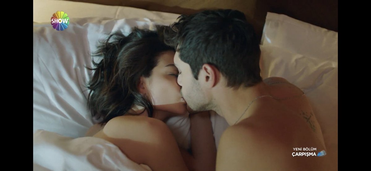 ezdizii's tweet photo. #cemker fandom, ARE WE STILL ALIVE . noooooooo #çarpışma #benimoĝlum https://t.co/ufM913Fm9a