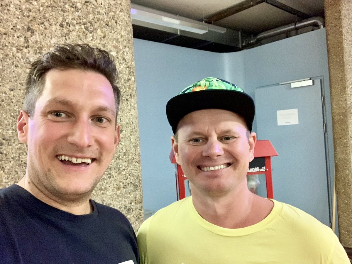 chrinusch's tweet image. Had a nice chat at #DevOneConf with @christhalinger ✌🏻