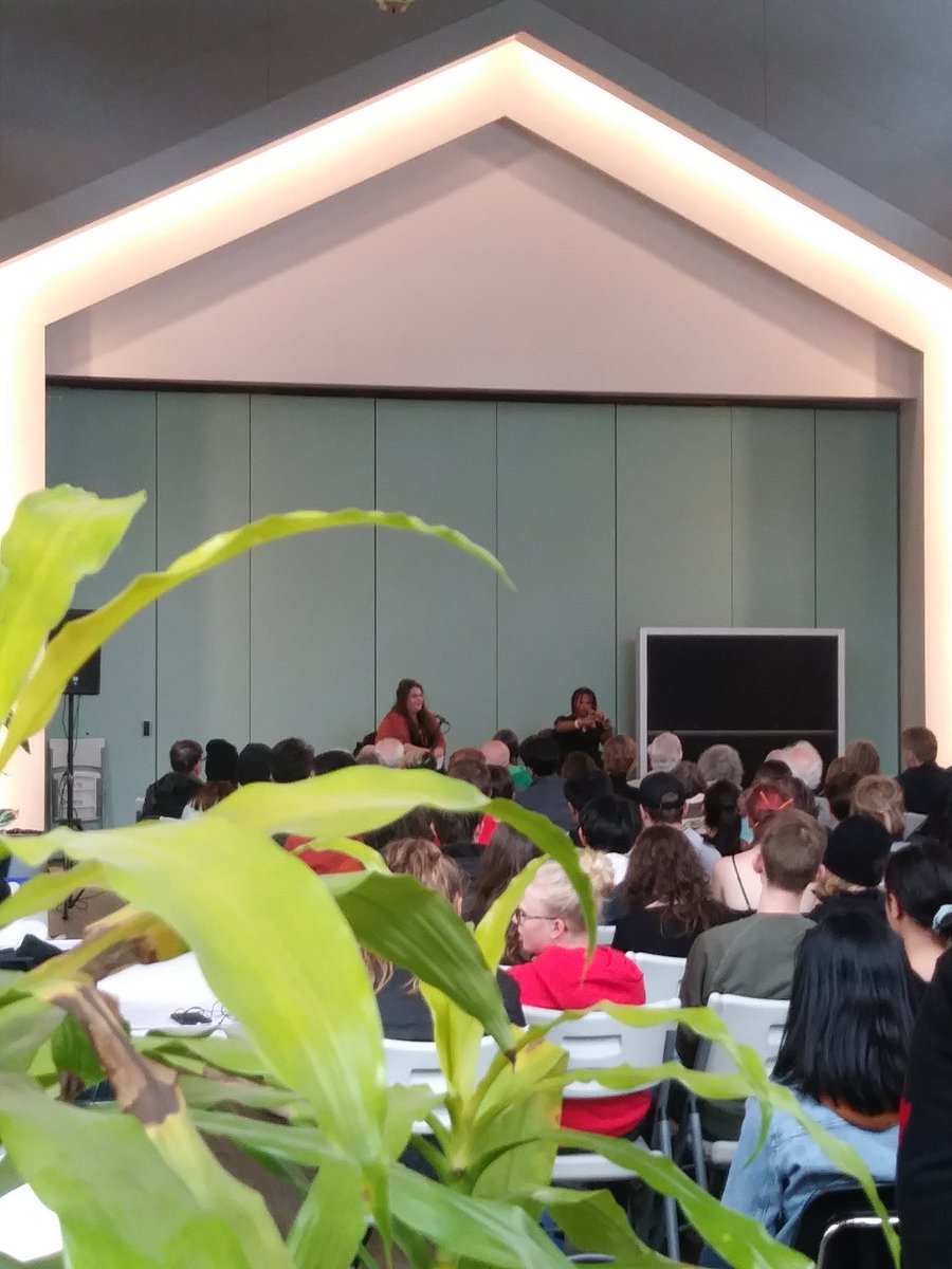 Awesome event on #space at <a href="/GISecondary/">Gulf Islands SS</a> this morning! Thanks <a href="/moribajah/">Moriba Jah</a> and <a href="/ChrisanneKouzas/">Chrisanne Kouzas</a>. #Saltspring #saltspringisland