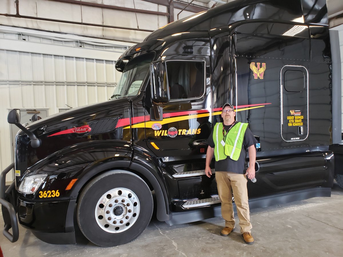 WilsonDriven's tweet photo. Chris Warras signed his lease with us and is getting ready to hit the road this week! We are so excited to have you a part of our Wilson family and watch you grow as a lease operator! Cheers to the many miles to come! Be safe, and congrats!
#WilsonLogistics #WilTrans #Trucking https://t.co/BHH56IC4Cd
