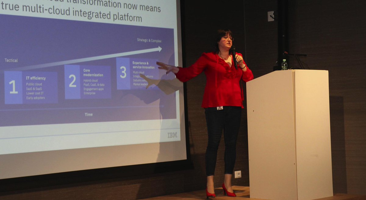 DeGaRoss's tweet photo. E stavolta parliamo un po' di #HybridCloud ed in particolare di come IBM Cloud Private aiuti a gestire #multicloud 
#cloudprivate https://t.co/zB6rv3fAJK