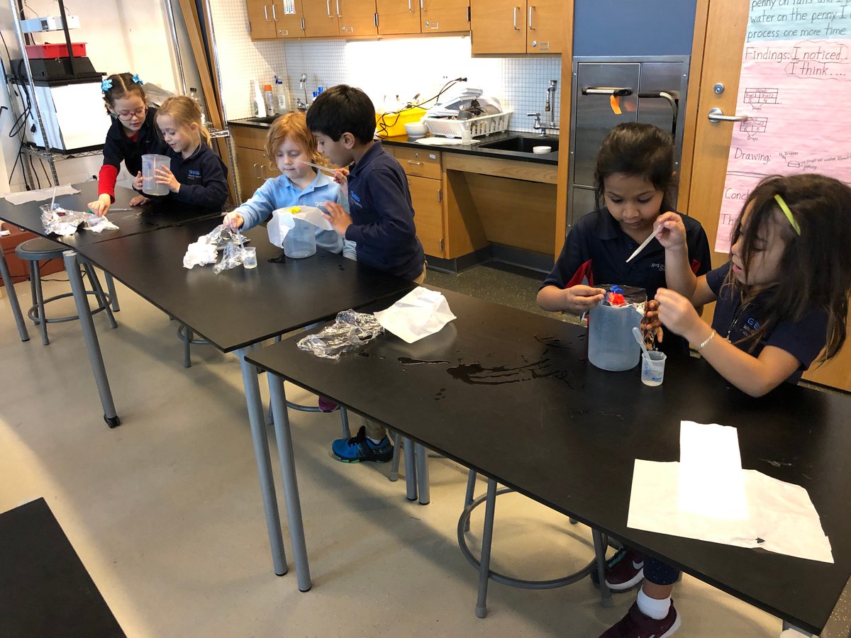 During our #waste unit, kindergarteners are preparing to make a landfill by testing out good materials for a geomembrane. @LS_STEAM_GWACHI <a href="/GWAcademyChi/">GEMS World Academy</a>