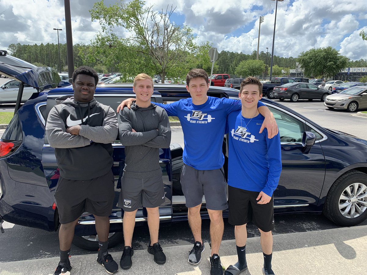 bears_bt's tweet photo. Excited to see these guys lift!
State Bound #bearsstrength https://t.co/ykFoVxABA9