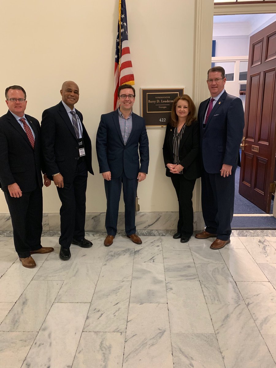 Thank you ⁦@RepLoudermilk⁩ for your support of Pharmacy issues!  A special shout out to LA Eric Johnson and your time today.
#NCPAontheHill ⁦@hmchancy⁩