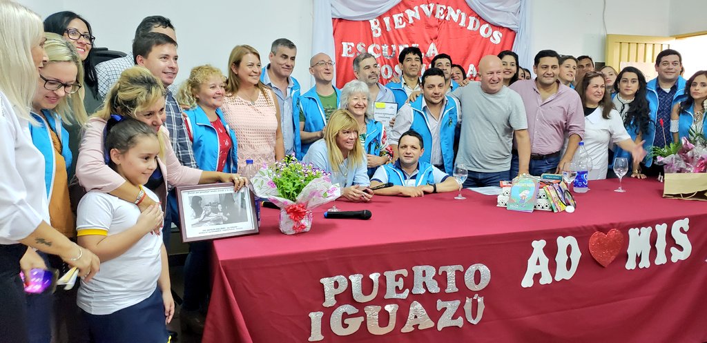 mariluleverberg's tweet photo. #políticaeducativa #justiciasocial #compromisoconlainclusionypermanencia #misionerismo

@passalacquaok @ADOMIS_Misiones @BoveroEdith @CristinaFretes4 @udpm_info https://t.co/W5ITTB9jVh