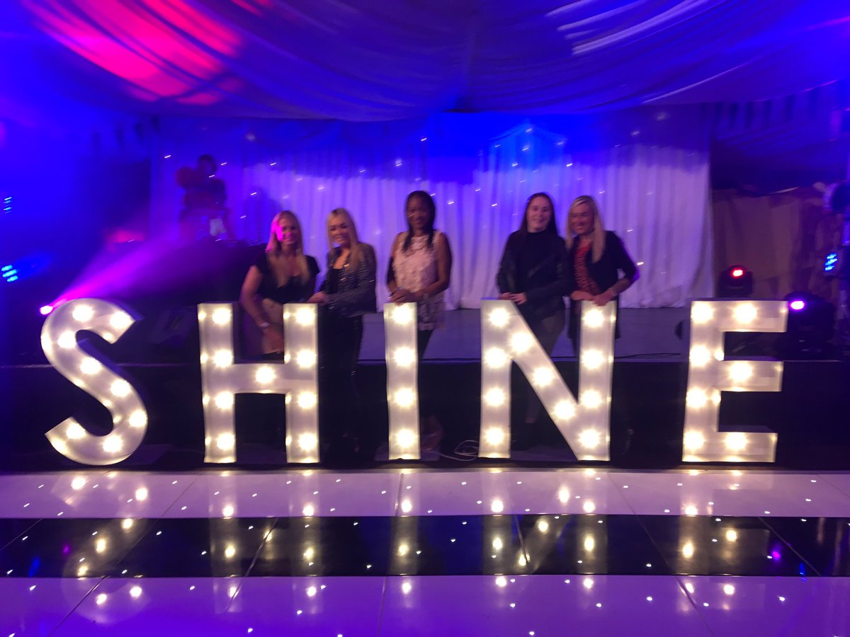 EmmaRedsy's tweet photo. #shineparty19 https://t.co/w81OLt1Fu4
