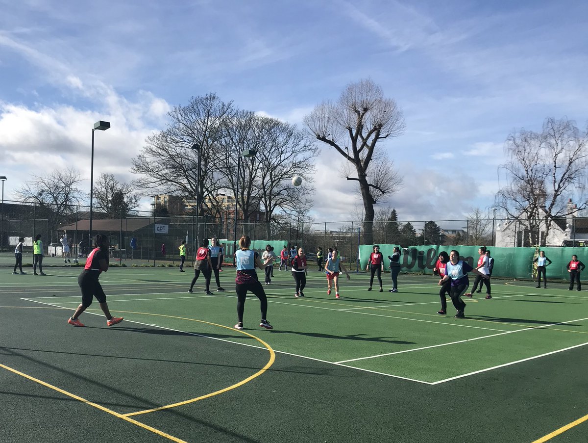 SloughNetball's tweet image. Come along to our netball training session on Saturday morning - open to anyone of any ability #netball #netballgame #training #workout #fitness #slough #langley #windsor #maidenhead #practice #snc #sloughnetball #sloughnetballclub