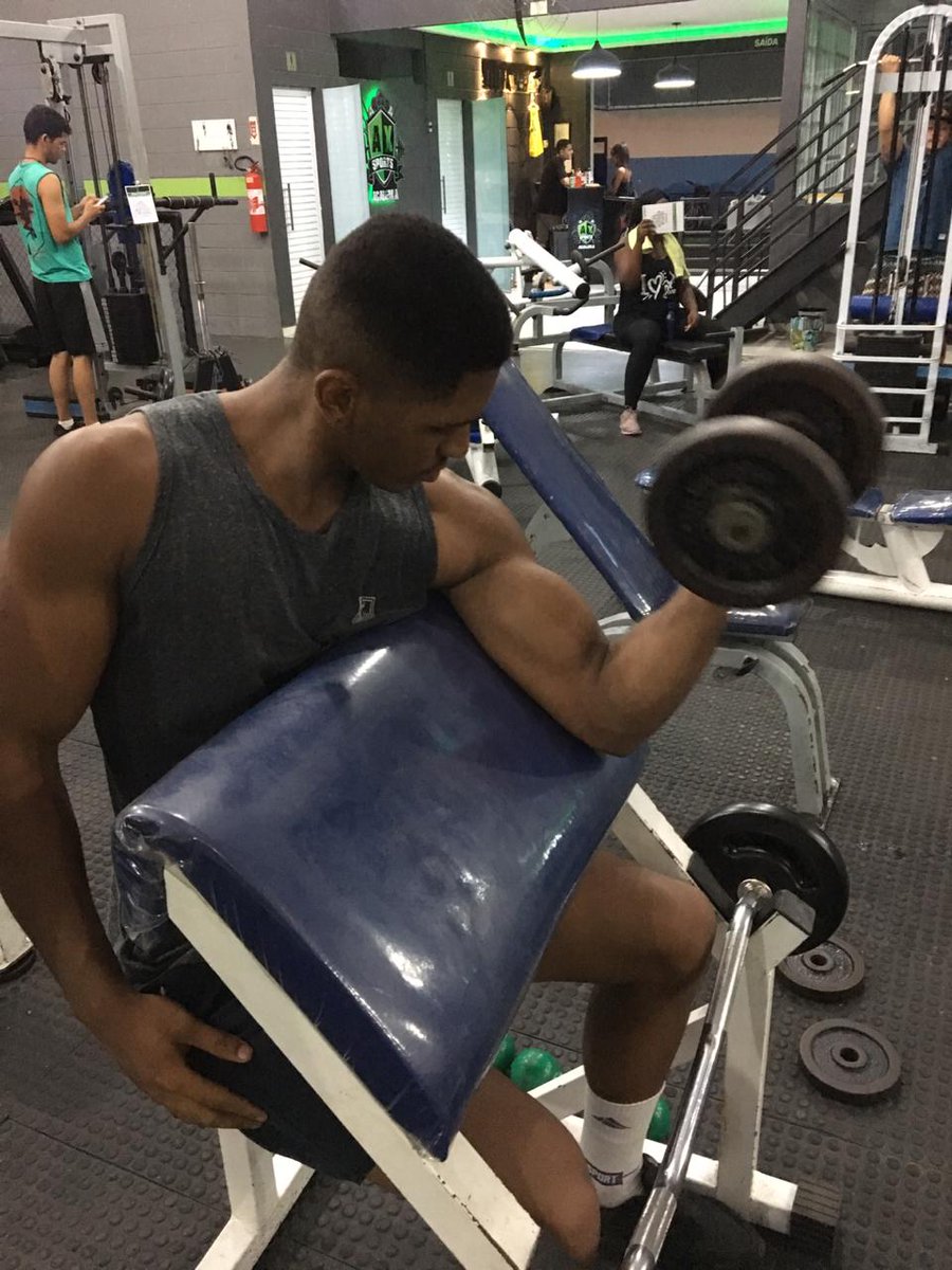 BigJotta1's tweet photo. Loading ||||||||||||||||||||75%
#acredite #ifbb #treino #determinaçao #rumoaospalcos #bodyshape #rj #carioca #personalmaiarasantana
#axsport #bodybuilder https://t.co/lYGi6yhuw7
