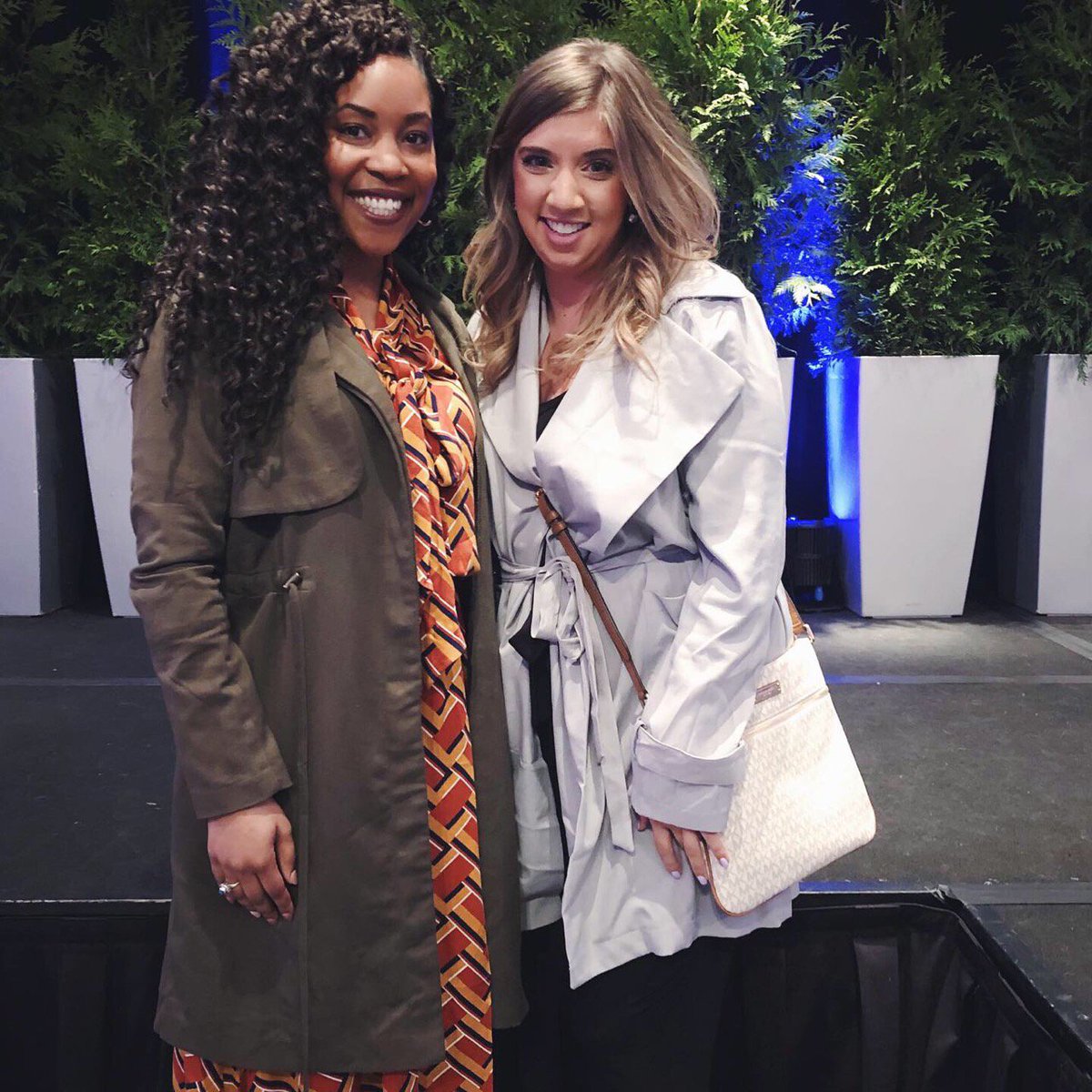 CaseyNCawthon's tweet photo. Loved assisting @JasonWu &amp; @juliancenter with #PR today for their 1st ever Fare, Flair &amp; Fashion runway experience benefitting survivors of domestic &amp; sexual violence. So thankful for the opportunity to work with clients doing such important &amp; energizing work in the community! https://t.co/edUnNepM4Q