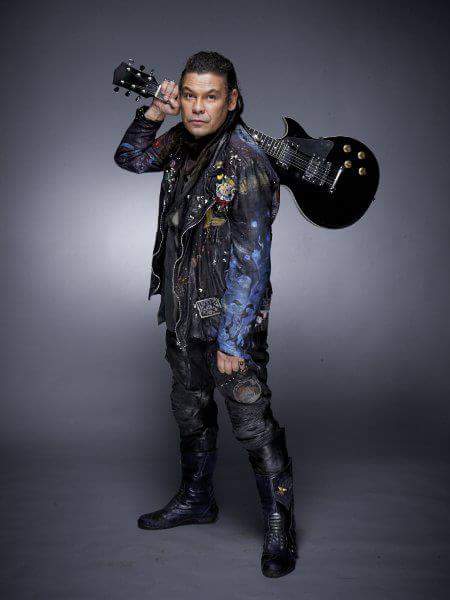 KRYTEN_RD's tweet photo. @RealMarkDexter All i can say sir is, anythings better than listening to Mr Lister torture us all with that lump of whining dead wood, and yes I'm referring to the guitar sir! 😃 Oh and I'd appreciate it if you didn't tell him I told you so!!! https://t.co/DO0U9g6at9