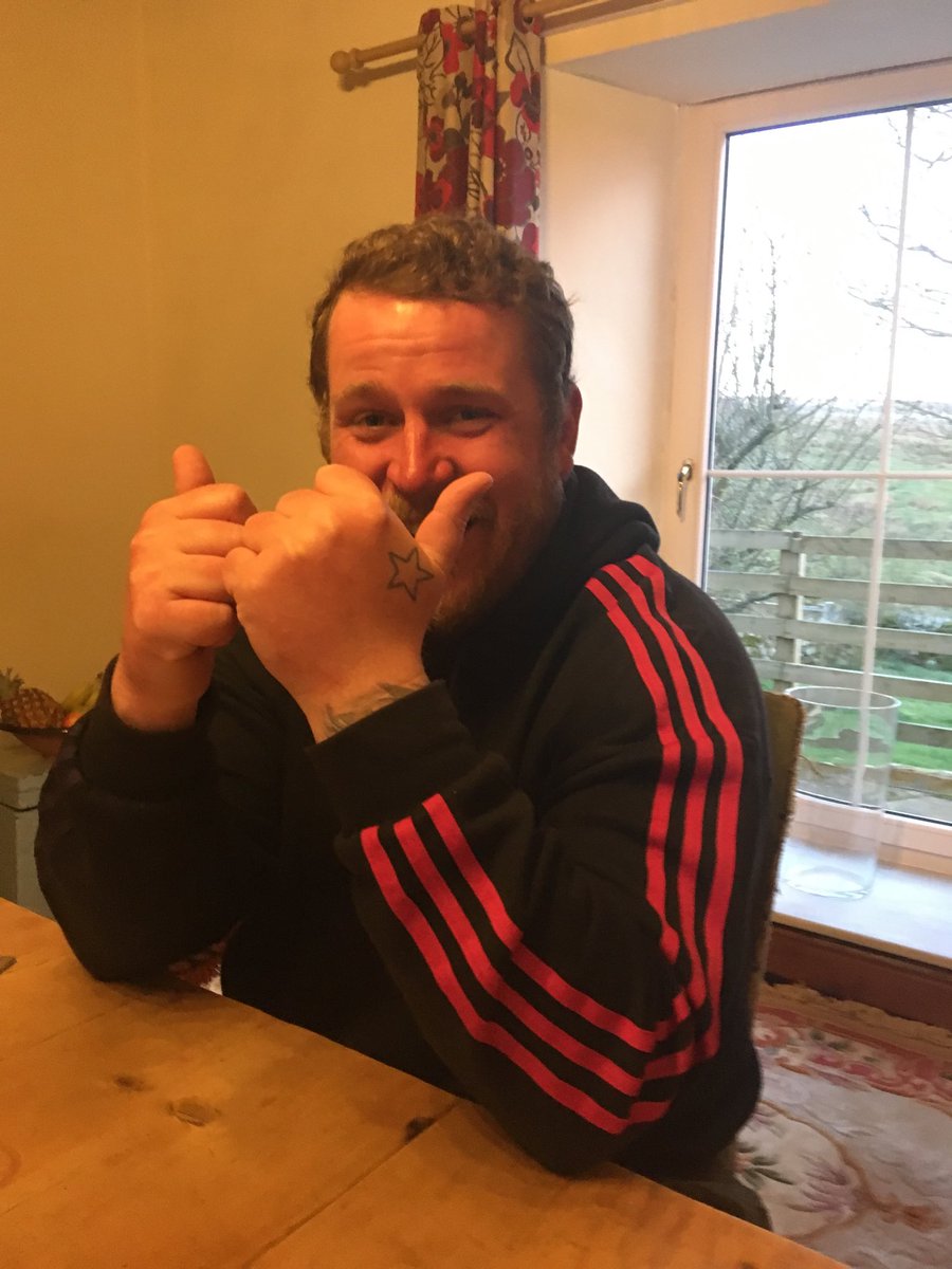 Pleasure to be hosting ⁦@RealNikMcEwan⁩ , walking from Portsmouth to Edinburgh in aid of Shelter .Give him a toot if you see him tomorrow en route to Carter Bar.