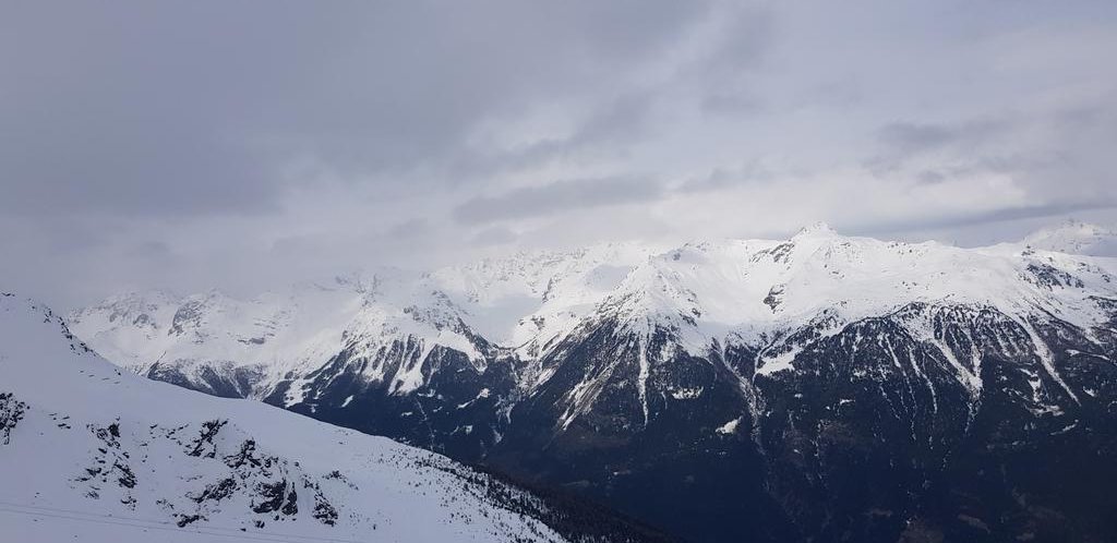 CountyPeDept's tweet photo. Day 5 on the slopes and then a visit into Bormio village 🇮🇹 #Bormio #SkiTrip2019 https://t.co/mEDuXstTzX