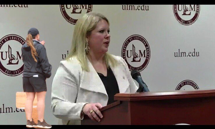 molly_fichtner's tweet photo. So @bdonaldwilliams killed it at her press conference today!! So glad I was able to be in two places at once to support her and the NEW ERA of @ULM_WBB #UTABound #TheBestIsOnTheBayou #TalonsOut https://t.co/pYzKeBUbRa