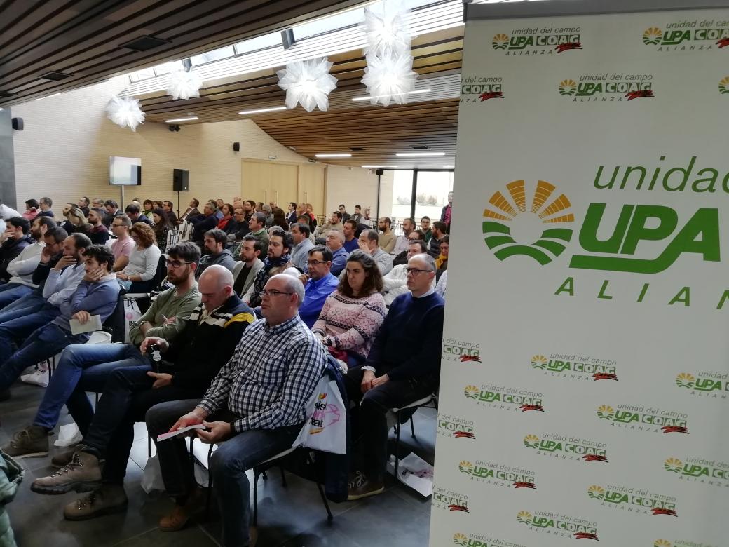 upacyl's tweet photo. Más de 350 ganaderos en Jornada informativa sobre porcino en #Segovia. Espectaculares ponencias sobre temas de actualidad del sector. Con presencia de @VirBarcones @DGCyL @jcyl @interporc #ANPROGAPOR y colaboraciones de importantes empresas del sector. Gracias a todos. https://t.co/wum8shsumk