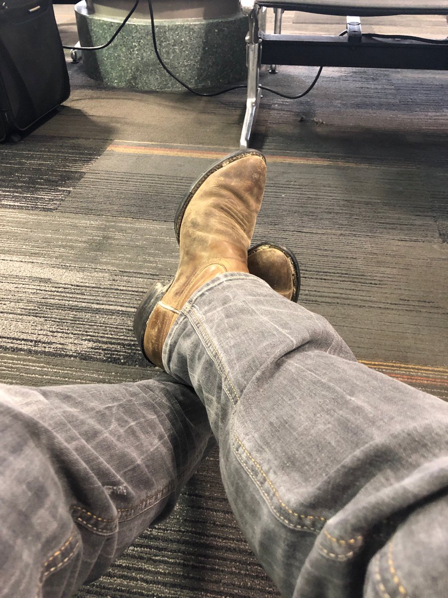 Sean Patrick Flanery tweet media