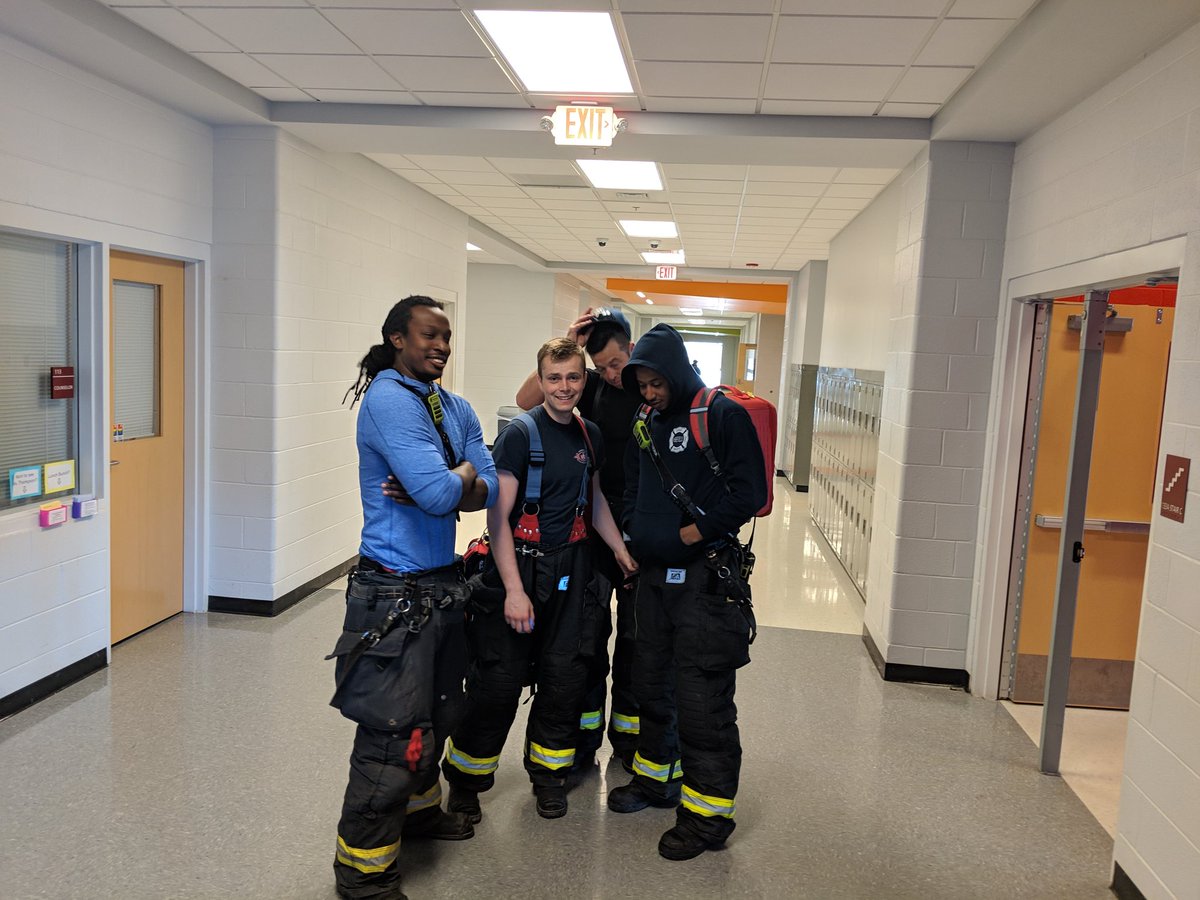 ACSStudentServices tweet media