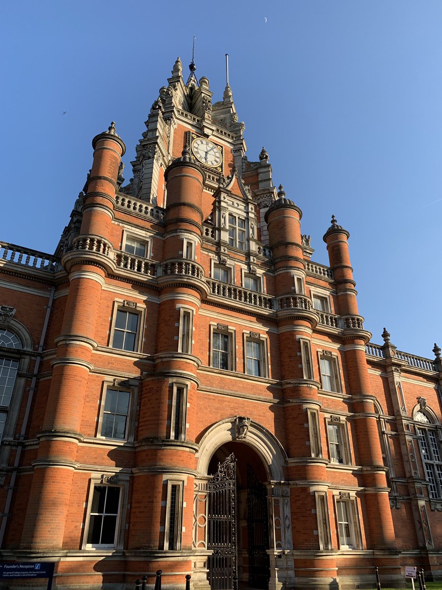holly_seear's tweet photo. Fascinating evening @RHULPhysics tonight learning about #enigma and the #bombe 🤓🤯 #physics #royalholloway #codebreaking #TuringWelchmanBombeRebuildTrust #physicslecture https://t.co/TmznReeLXG