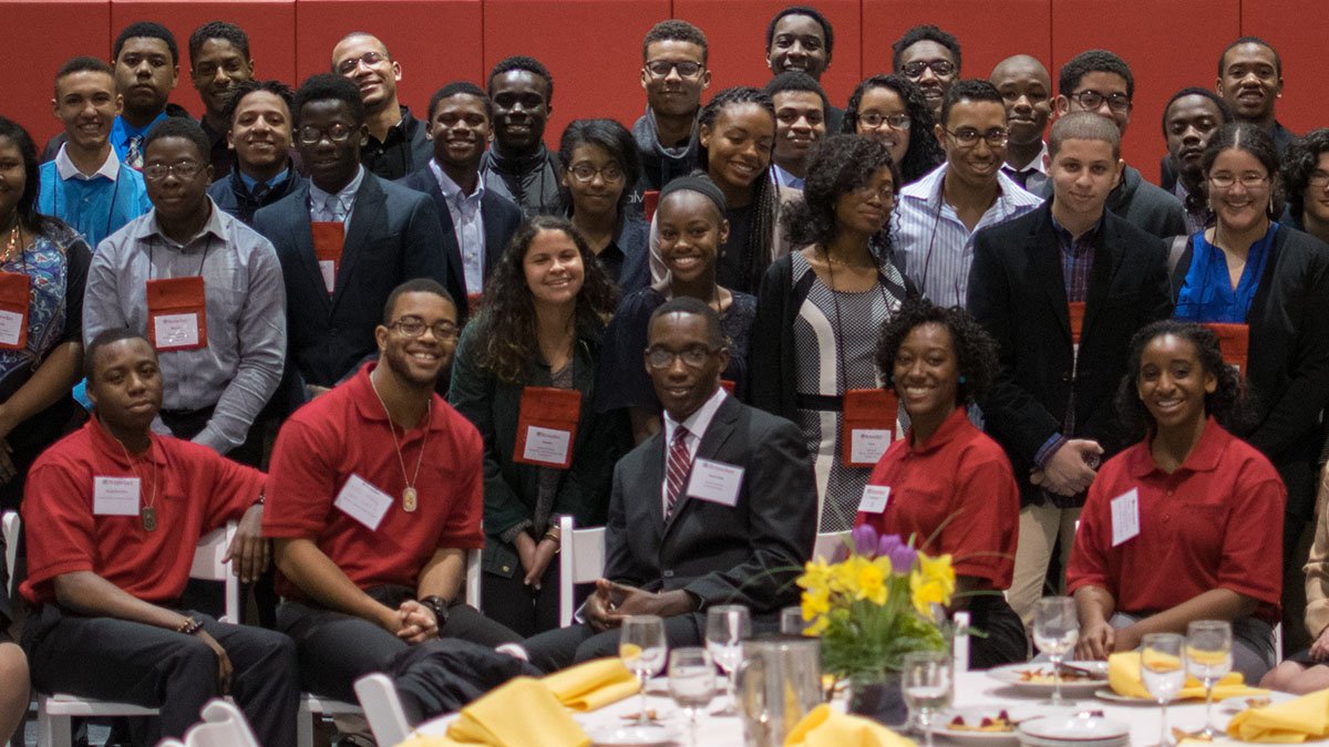 Give2Rensselaer's tweet photo. Thank you to @united airlines for providing travel for some of our accepted Garnet D. Baltimore Scholarship students. Their generosity will allow them to visit the #Rensselaer campus tomorrow. Follow the hashtags #MyUnitedJourney and #RPIVisit to track their journey. https://t.co/1kvYrEI7M6