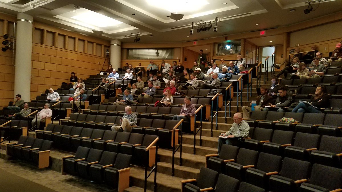 Fr_gt_1's tweet image. Even professionals don't want to sit in the front at the Geologic Mapping Forum. #geologicmapping