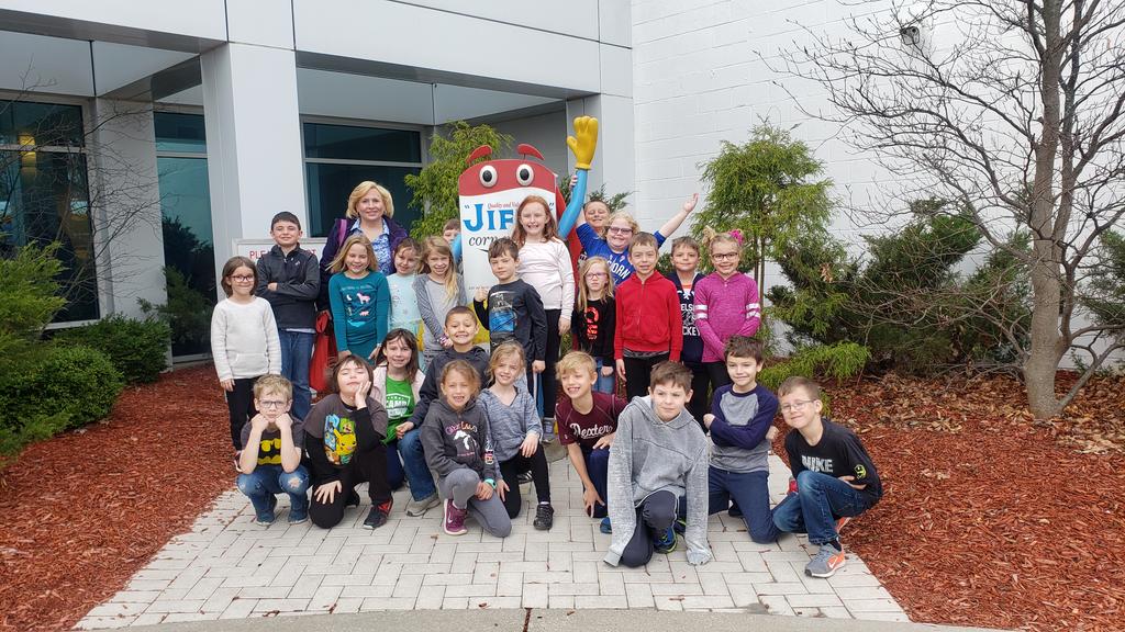 LynnetteS123's tweet photo. Had fun visiting the Jiffy factory today!!! https://t.co/unozw7GoQS