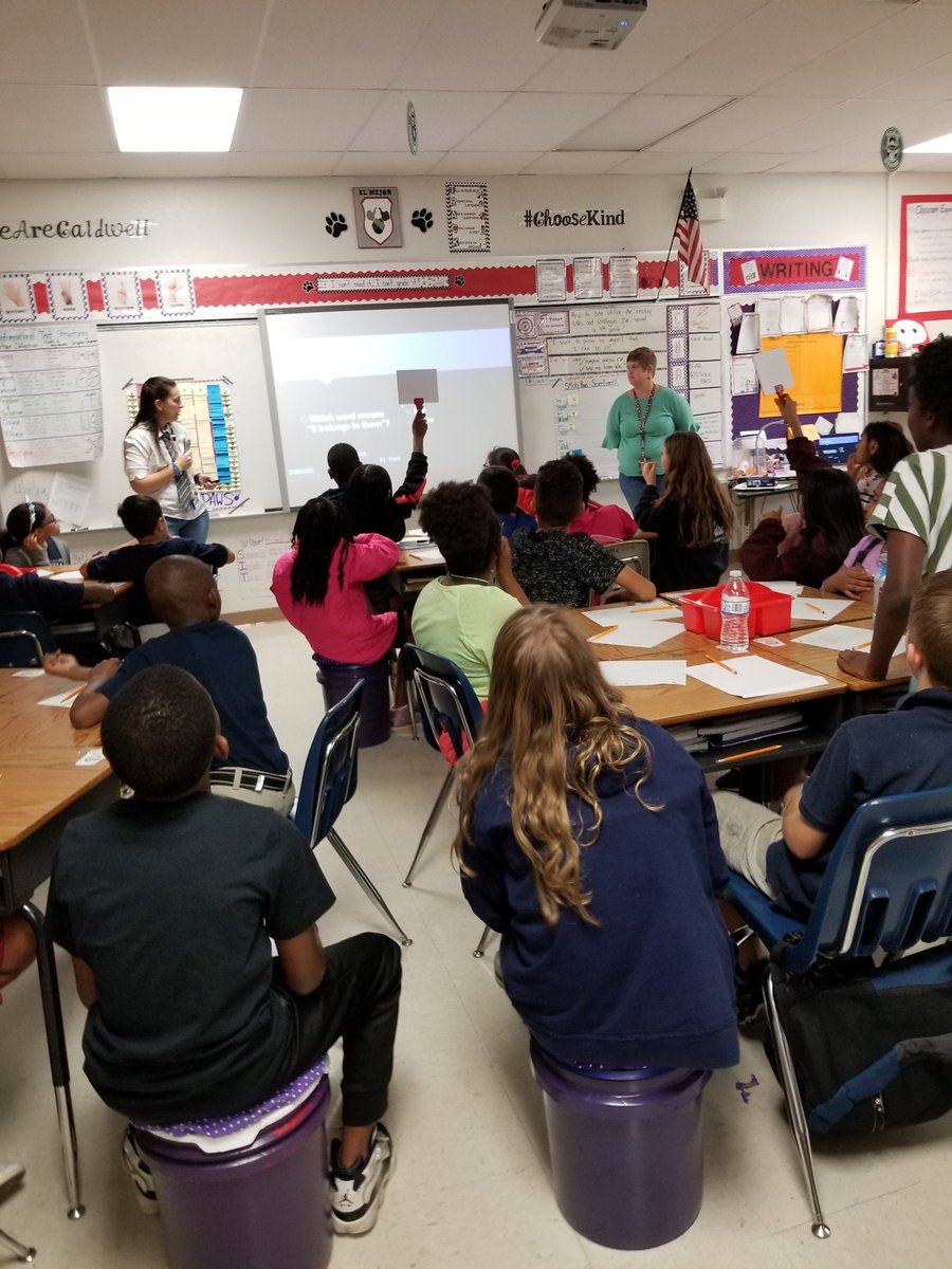 RHansen3rdGrade's tweet photo. #FSAreview "sticky paws" game @CaldwellElemen https://t.co/c9QpRDQ3wK