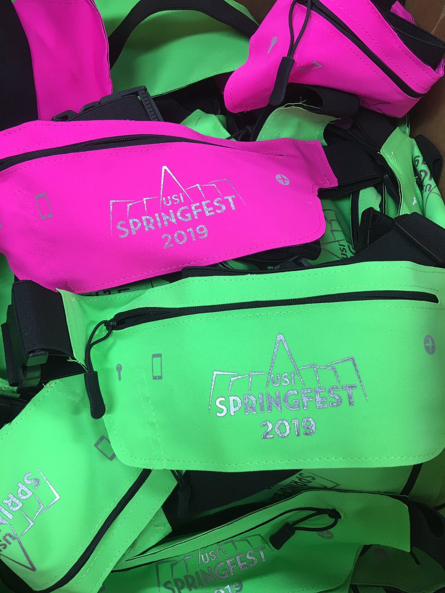 USI_SpringFest's tweet image. Get your USI SpringFest fanny pack tonight at the Food Truck Festival  while supplies lasts!  

Food Truck Festival will be held in the PAC parking lot from 6:30-8:30. FREE for all USI students. Bring your student ID!