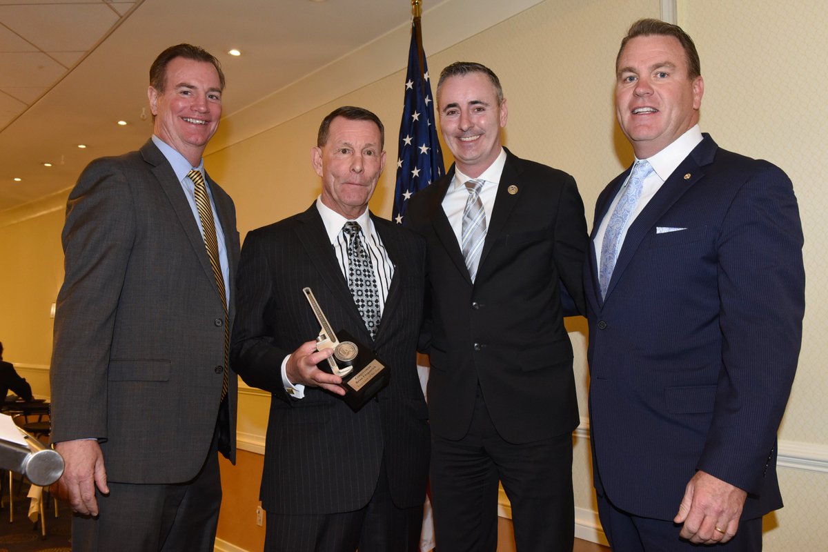 United Association (@uapipetrades) on Twitter photo Our UA Legislator of the Year - <a href="/RepBrianFitz/">Rep. Brian Fitzpatrick 🇺🇸</a> , (R) of Pennsylvania's 1st congressional district. He has gone above and beyond in the interests of our hardworking brothers and sisters and we are thankful for the work he does on our behalf. #unitedwebuild #uaproud Our UA Legislator of the Year - <a href="/RepBrianFitz/">Rep. Brian Fitzpatrick 🇺🇸</a> , (R) of Pennsylvania's 1st congressional district. He has gone above and beyond in the interests of our hardworking brothers and sisters and we are thankful for the work he does on our behalf. #unitedwebuild #uaproud