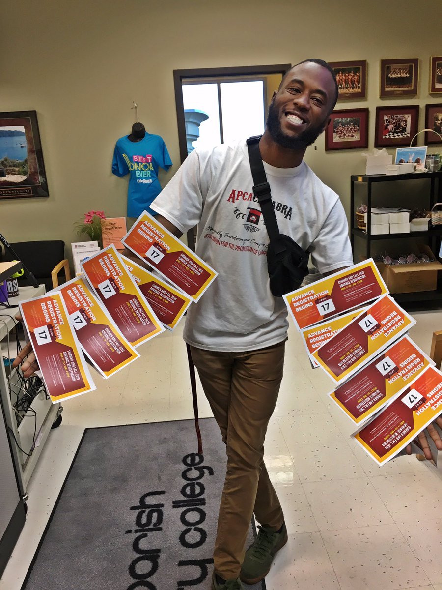 GoDjJCoreyLamar's tweet photo. Doing some promotion on @bpcccavs campus for our advance registration beginning April 17th... #marketing #promotion #branding #BpccDJ #BpccSGA #BpccRecruiter #BpccStudentLife #KingOfBPCC #BpccFoundationSholar #HomeComingKing #RoadToGraduationMay10th #GraduationPicsDroppingSOON https://t.co/IOnkk01CWP
