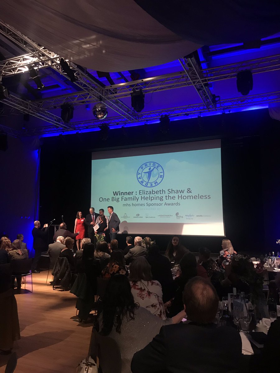 PrideinMedway's tweet photo. Ashley Hook of @mhshomes presenting their award to Elizabeth Shaw and One Big Family: Helping the Homeless! 👏🏼 @onebigfamilyHTH #PrideInMedway2019 https://t.co/zkXYBwKoa7