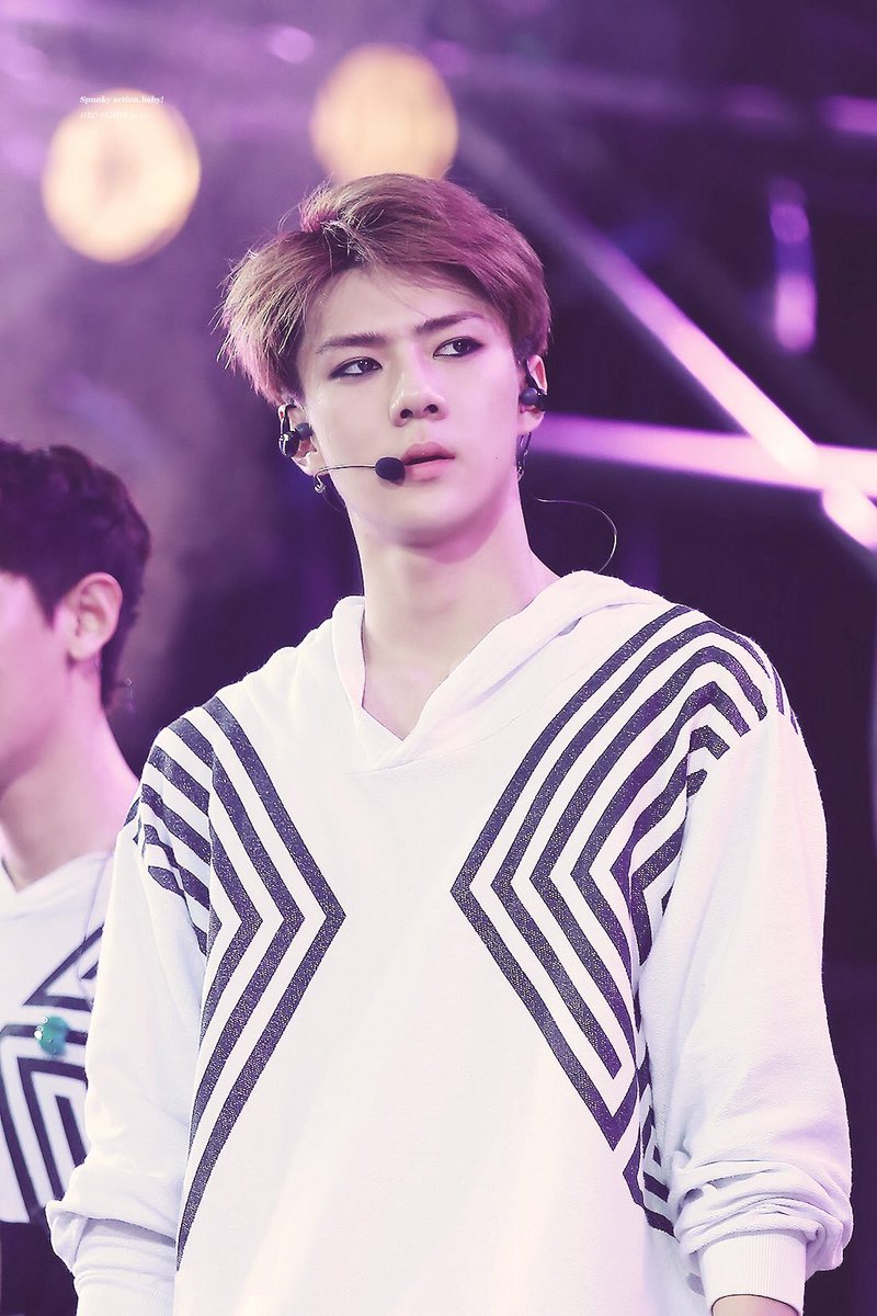 Ao あお Twitterissa Exoの赤ちゃんセフンお誕生日おめでとう 知れば知るほどバブくて義理堅くてヒョン大好きっ子のマンネ 見た目クールで色気だけど中身赤ちゃんでメンバーが大好きで甘えん坊であふざけ大好きなセフン好き これからもみんなに愛されるマンネ