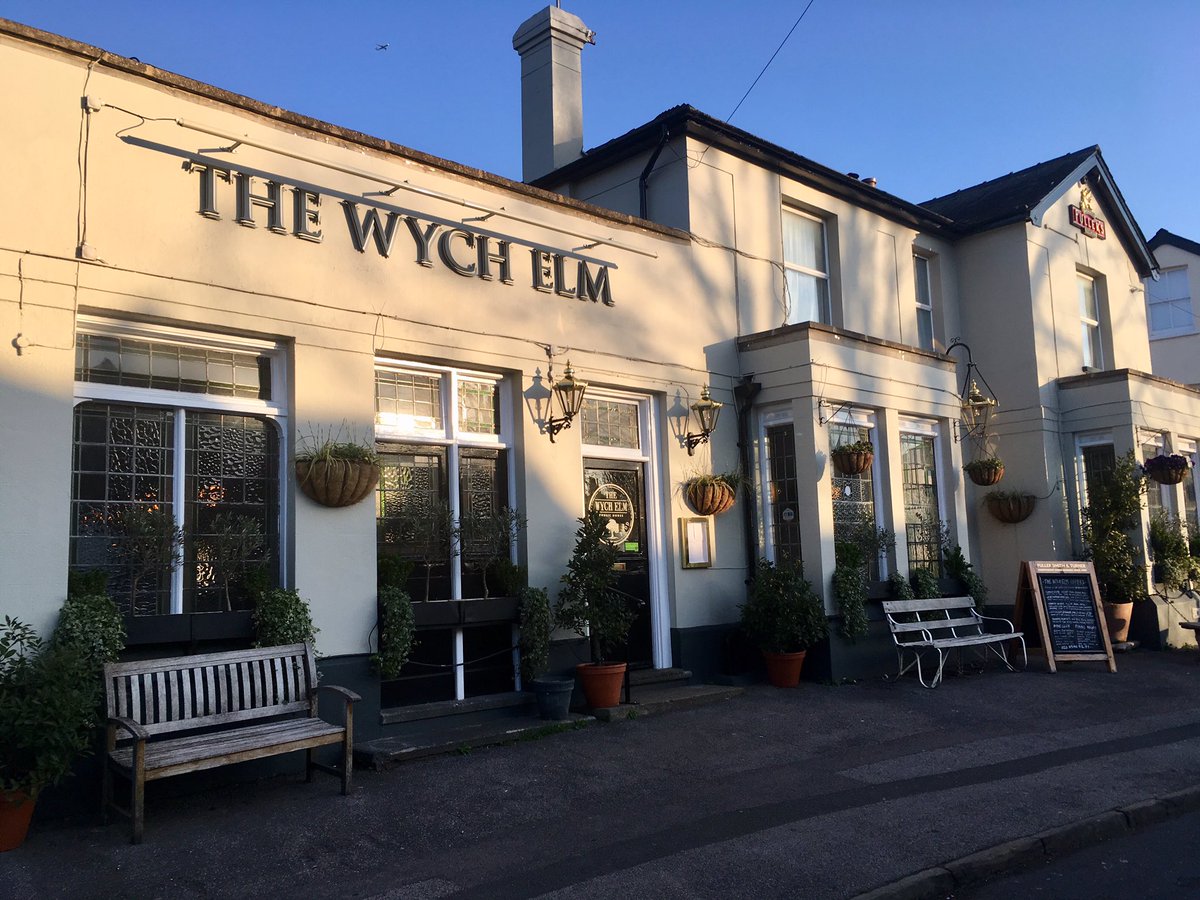 KingstonCOC's tweet photo. Thank you to the @thewychelm for hosting a great breakfast this morning #networking https://t.co/cYhhZ5Hchj